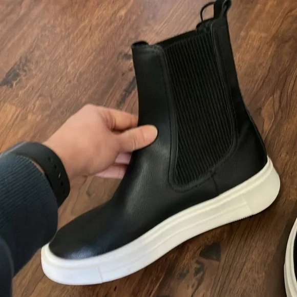 Zara contrast high top leather sneakers black minimalist - Picture 6 of 9